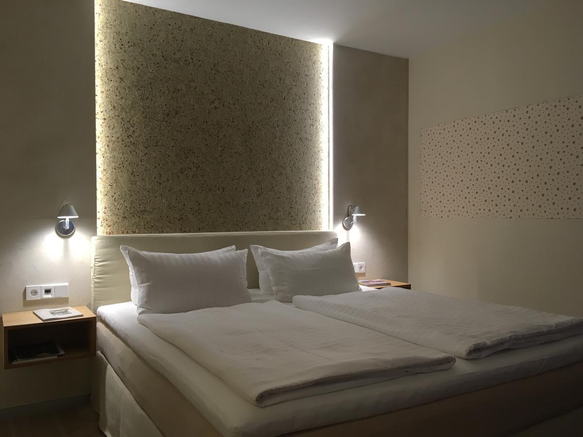 Landhotel Broda Neubrandenburg Esterno foto